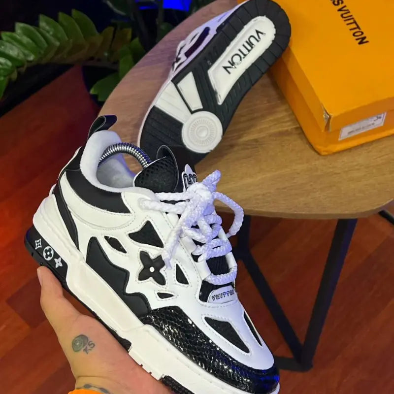 Calzado deportivo LV