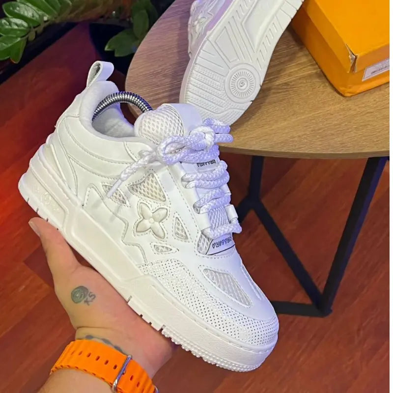 Calzado deportivo LV